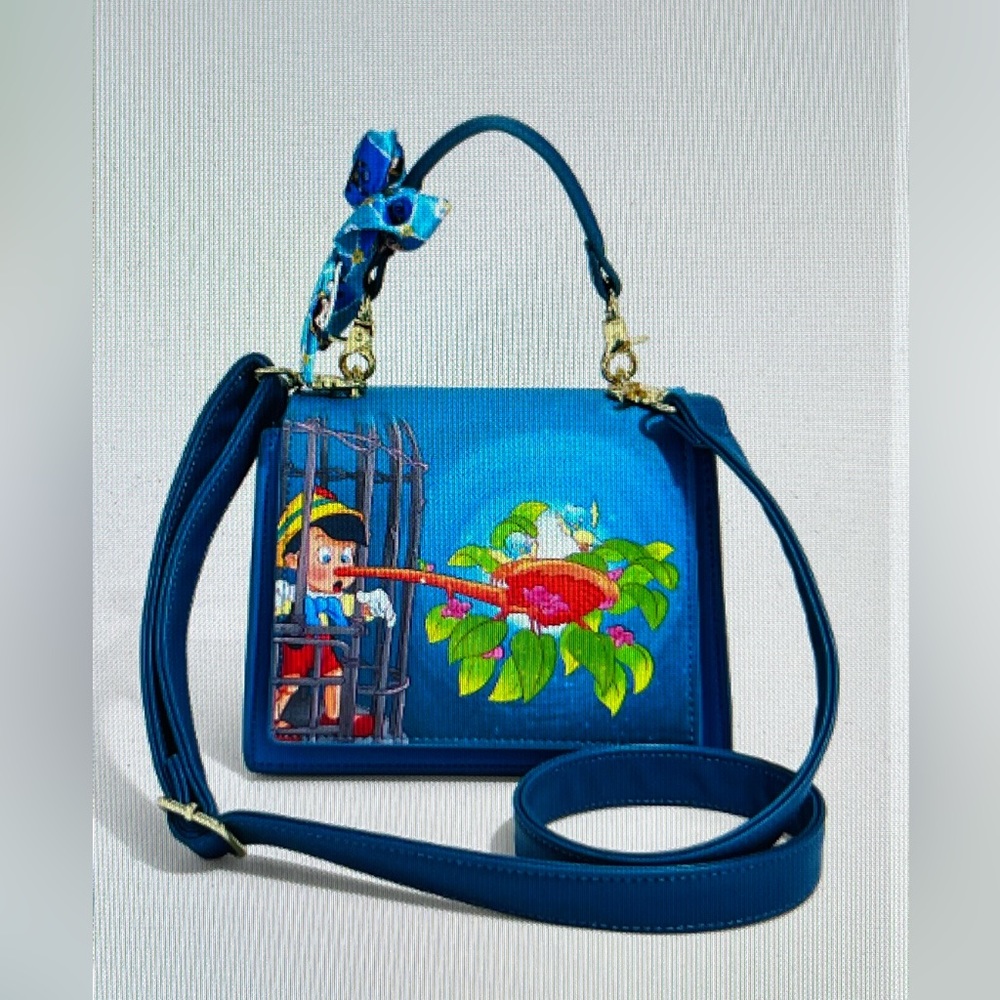 Loungefly Pinocchio - Picture 5 of 14